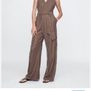 NWT. GAP Velvet Upcycled  Wide Leg Jumpsuit in Plymouth Rock Brown